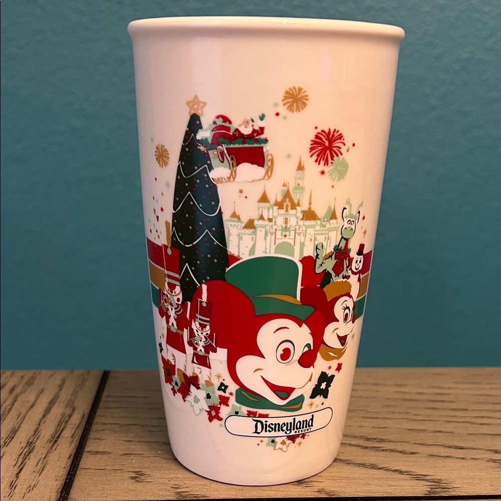 NEW vintage starbucks/ Disneyland Ceramic cup